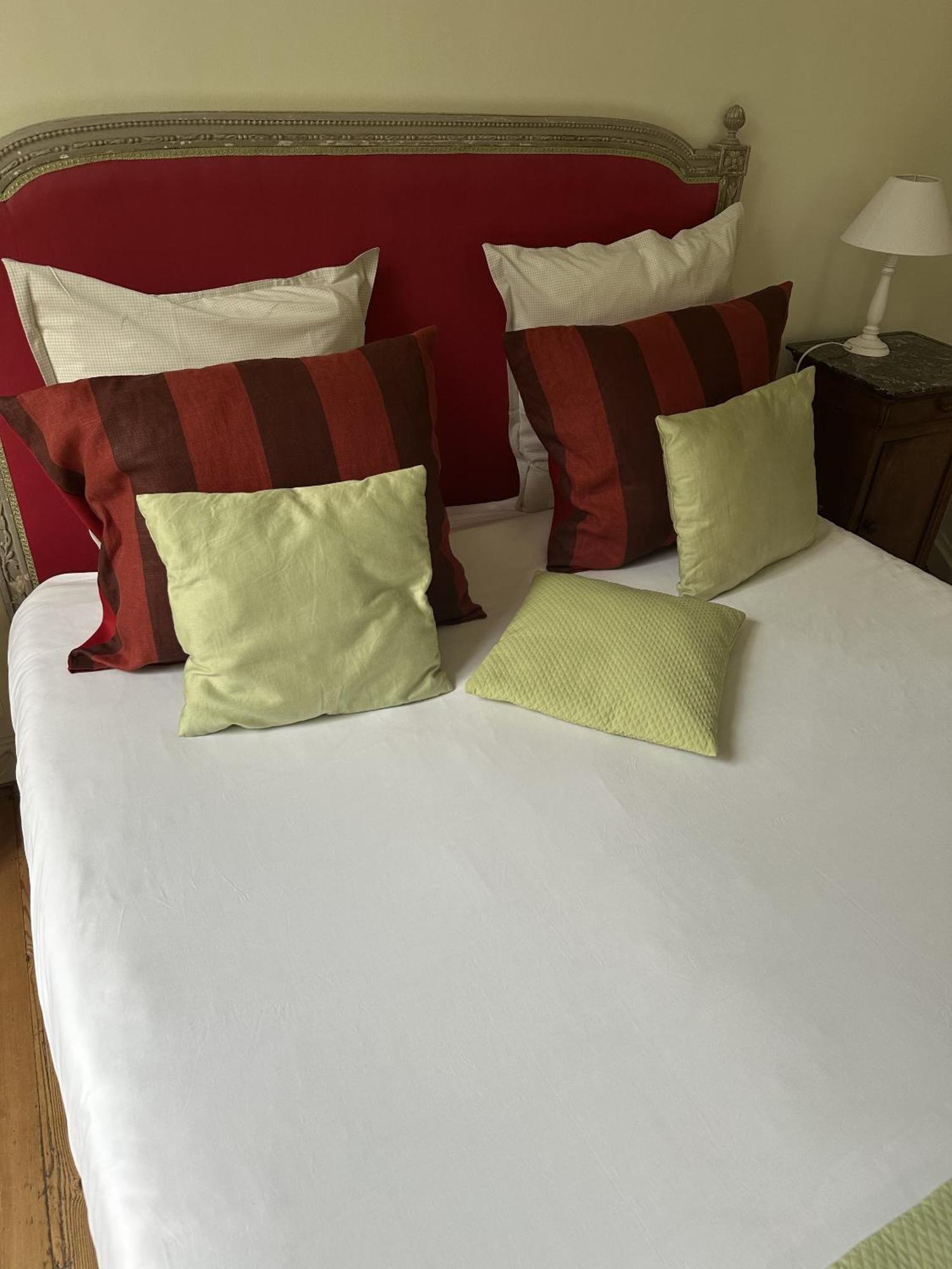 Chambres D'Hotes Du Bas Manoir Bretteville-sur-Odon Pokój zdjęcie